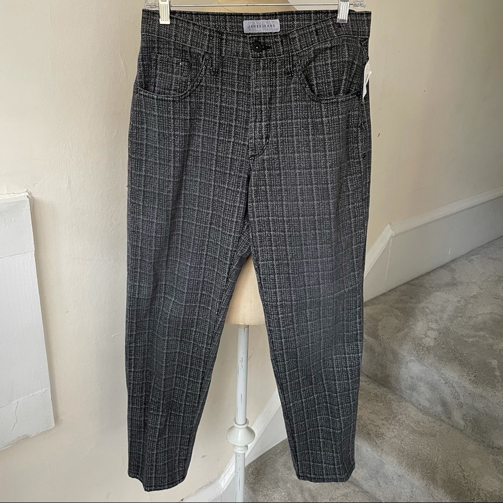 James Jeans Donna Gray Newspaper Plaid High Rise Ankle Mom Jeans NWT Size 28